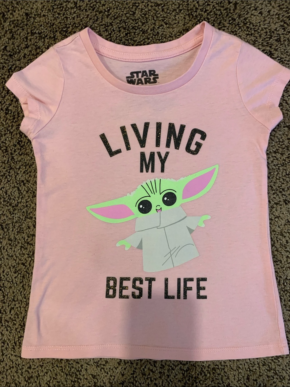 💥2/$18💥Star Wars Pink Tee with Green Baby Yoda Graphic